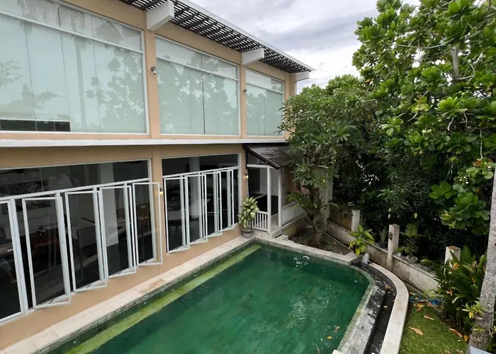Madhava 3* Canggu