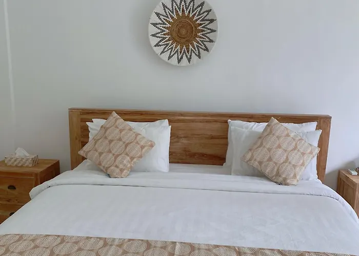 Madhava Pensión Canggu